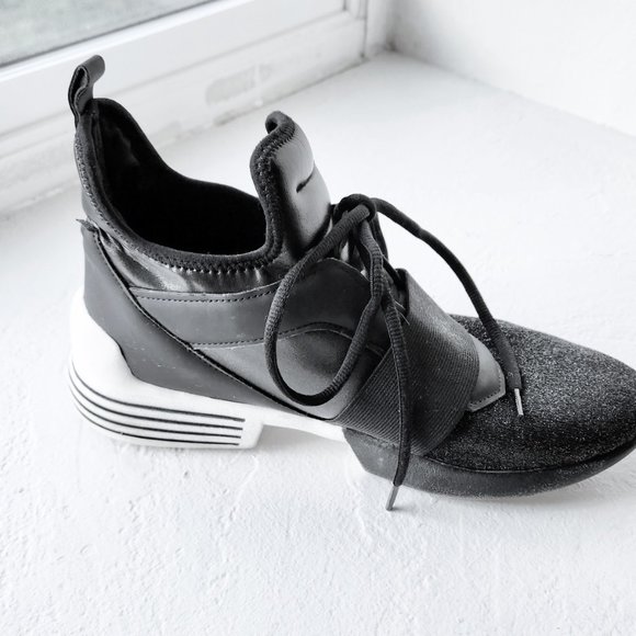 BLACK & WHITE / METALIC TIGHT MESH FRONT HIGH FASHION BOOTS/SNEAKERS  SZ 9 - Picture 9 of 11